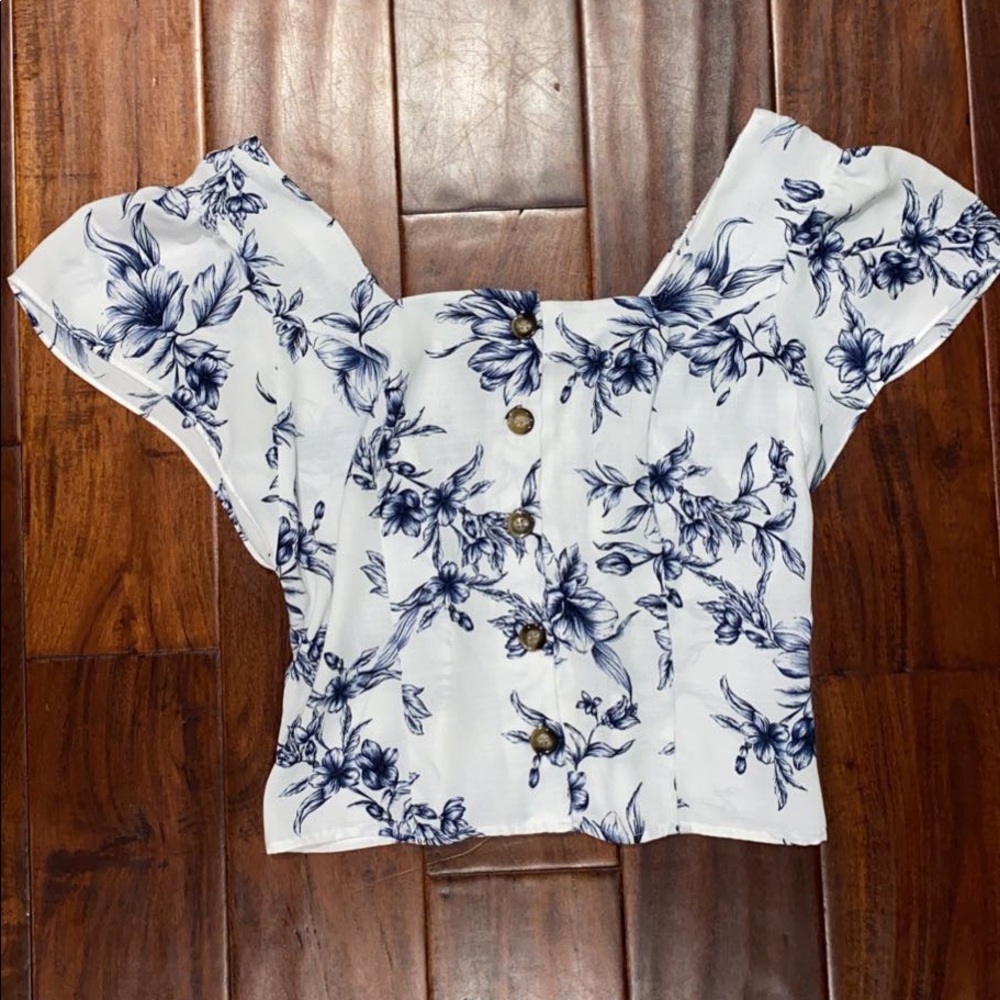 BCX blouse super cute been worn once